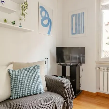 Bright & Cozy, Easy To Reach In Daire *